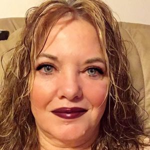 Meet your Posher, Debra